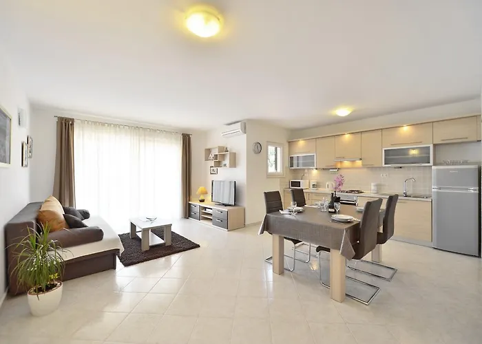 Diva House Дом отдыха Рогозница