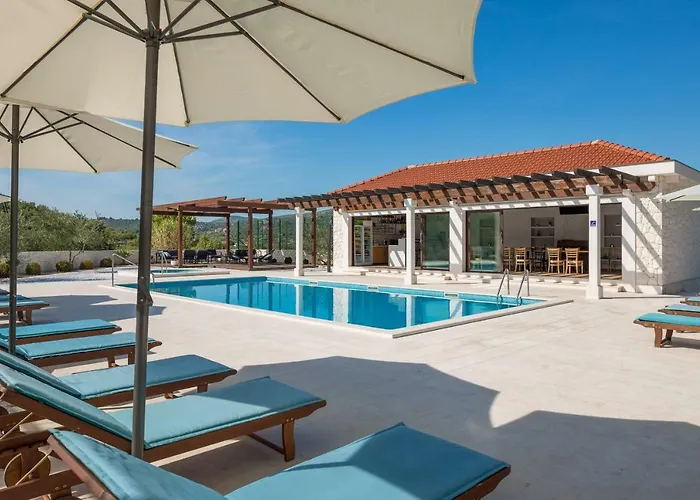 Diva House Дом отдыха